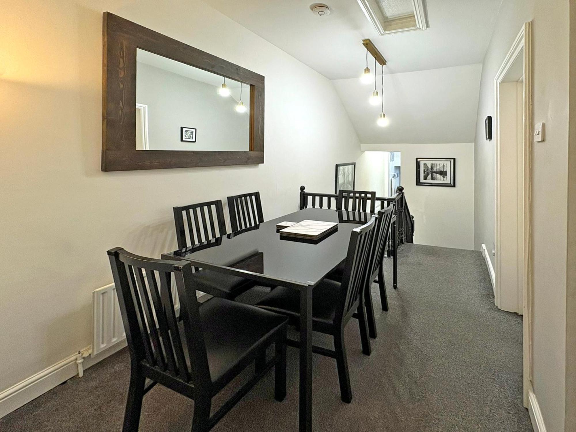 Cosy And Convenient Sunderland Apartment エクステリア 写真